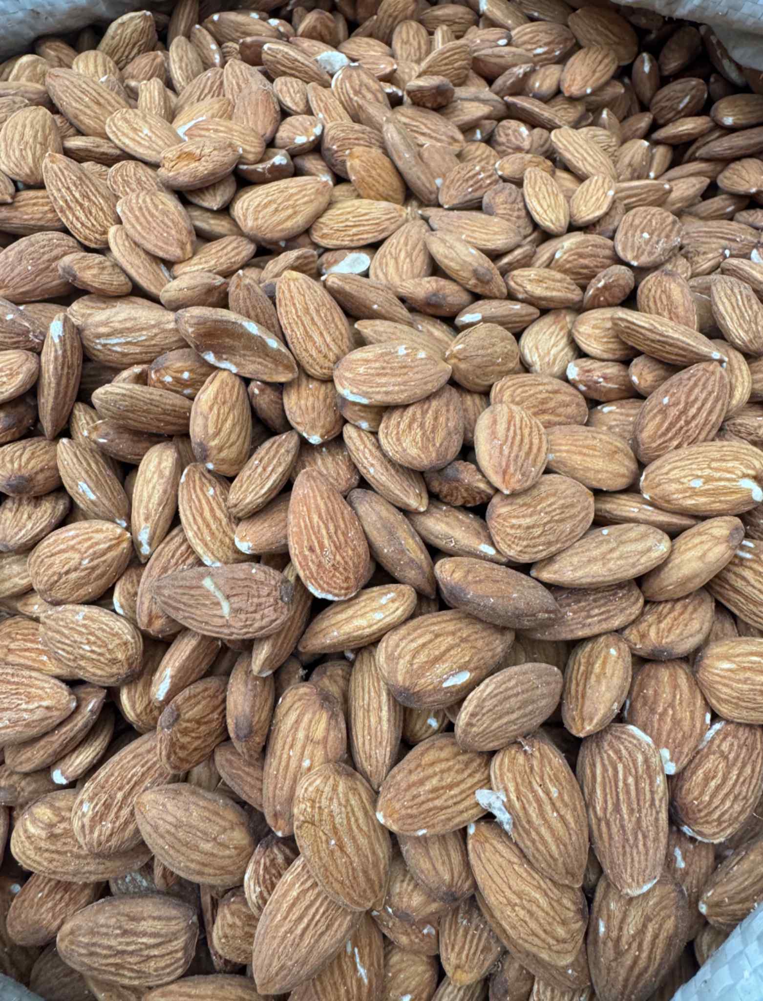 Миндаль сырой золотой, вес