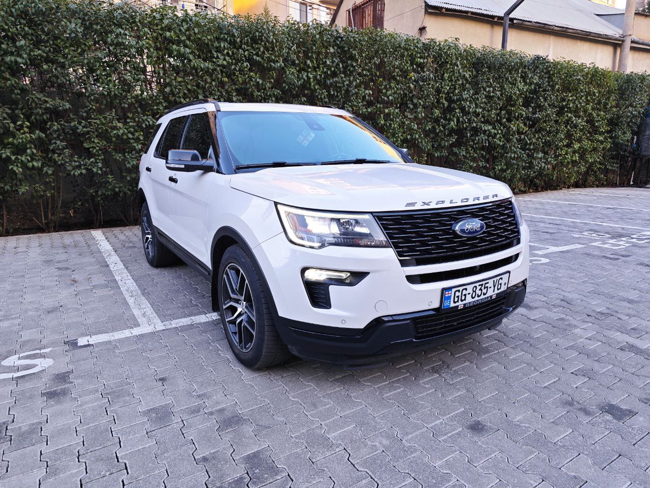 Аренда Ford Explorer Sport Trac в Грузии