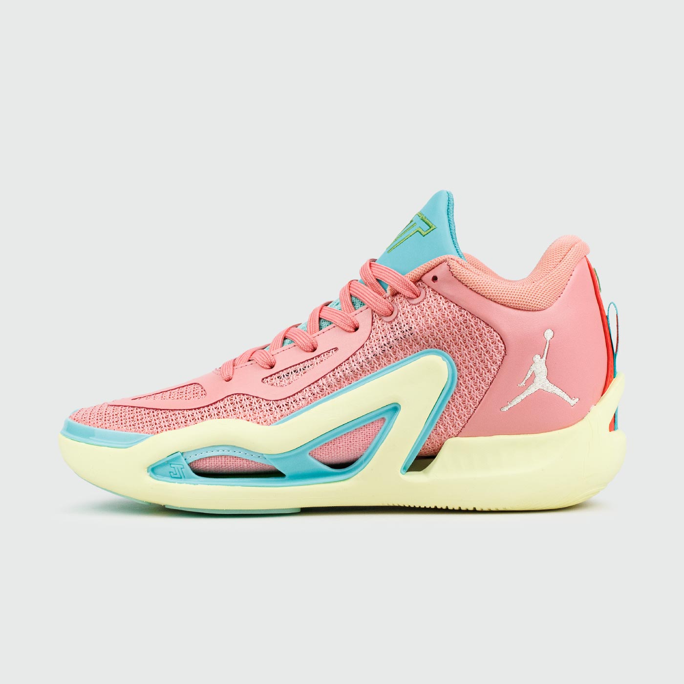 Jordan Tatum 1 Pink Green чаще выбирают клиенты