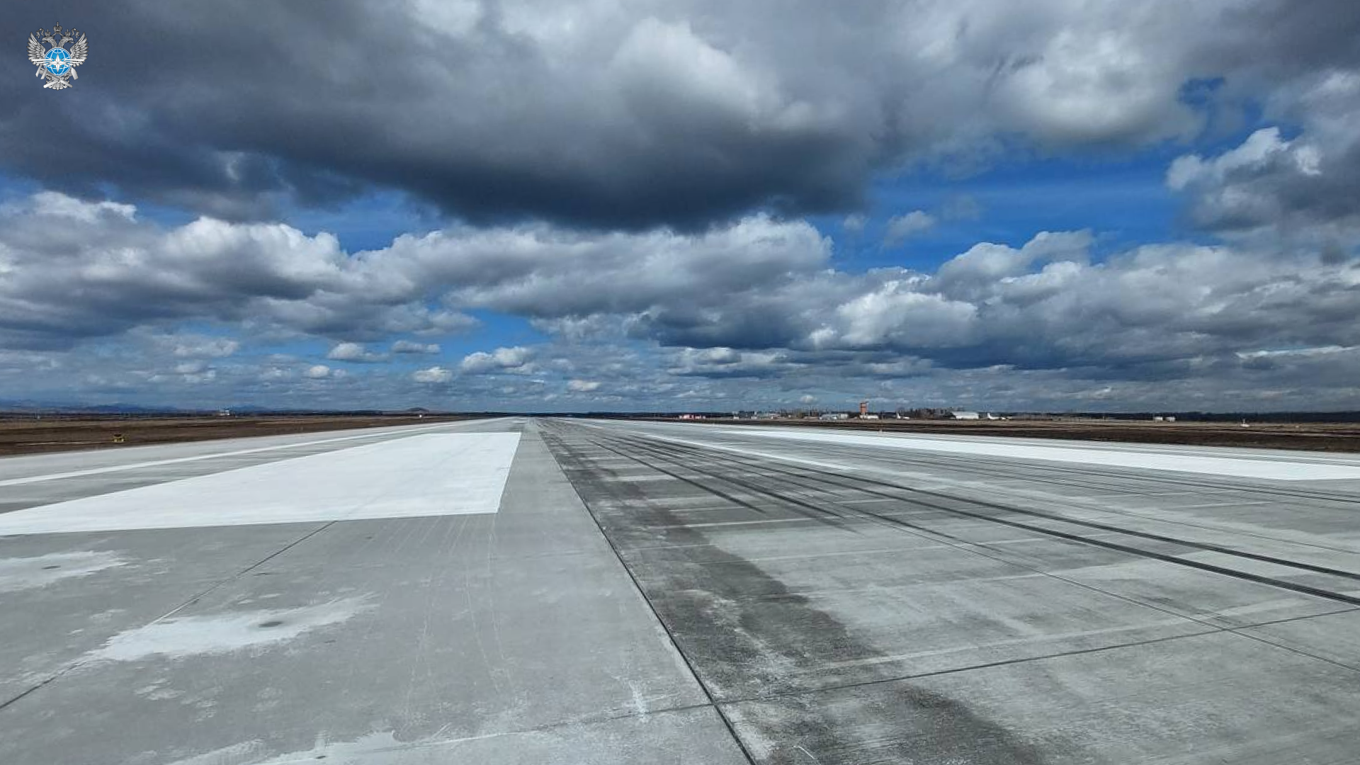 В международном аэропорту Магнитогорска продолжается реконструкция аэродромной инфраструктуры