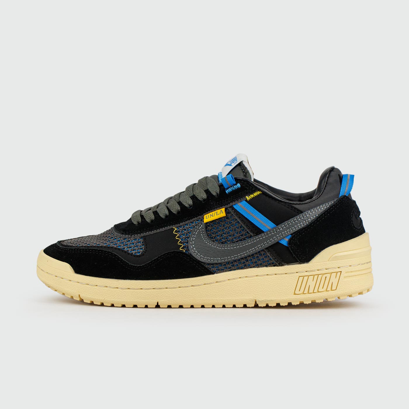 Union LA x Field General Black Cream чаще выбирают клиенты