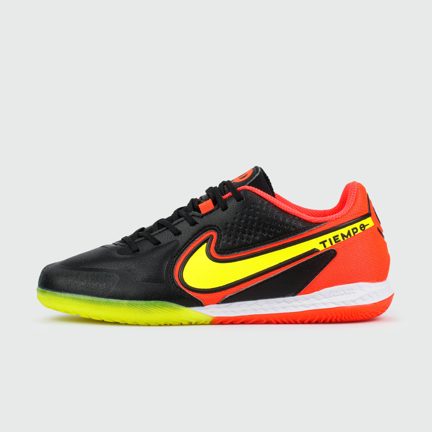 React Legend 9 Pro IC Black/Red чаще выбирают клиенты