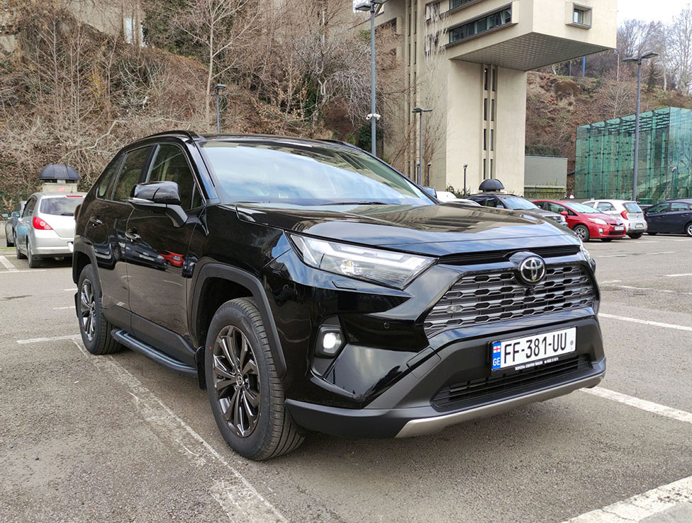 Аренда Toyota Rav4 в Грузии