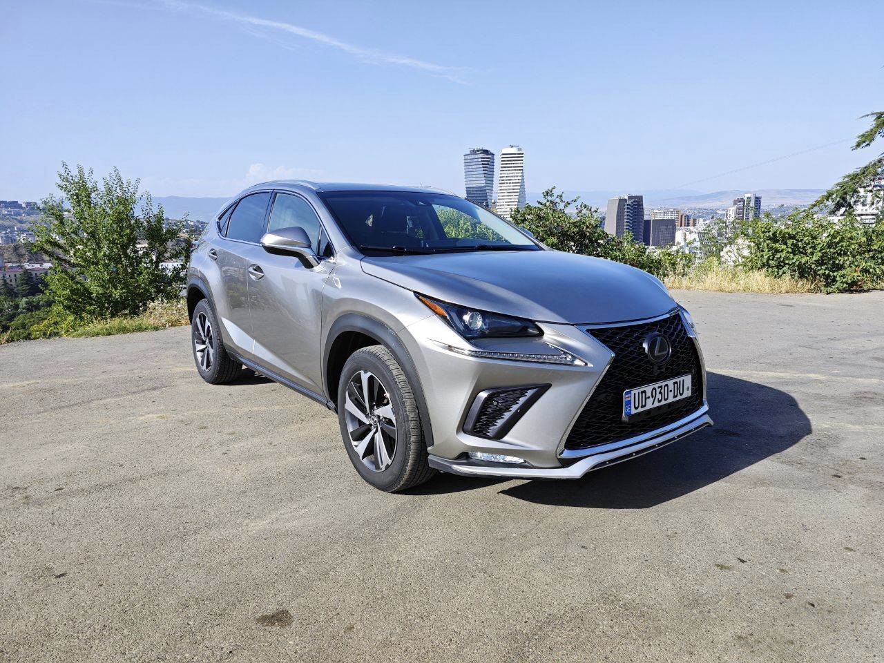 Аренда Lexus NX в Грузии