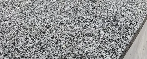 Серый гранит уральский санарский плитка полированная фото купить оптом