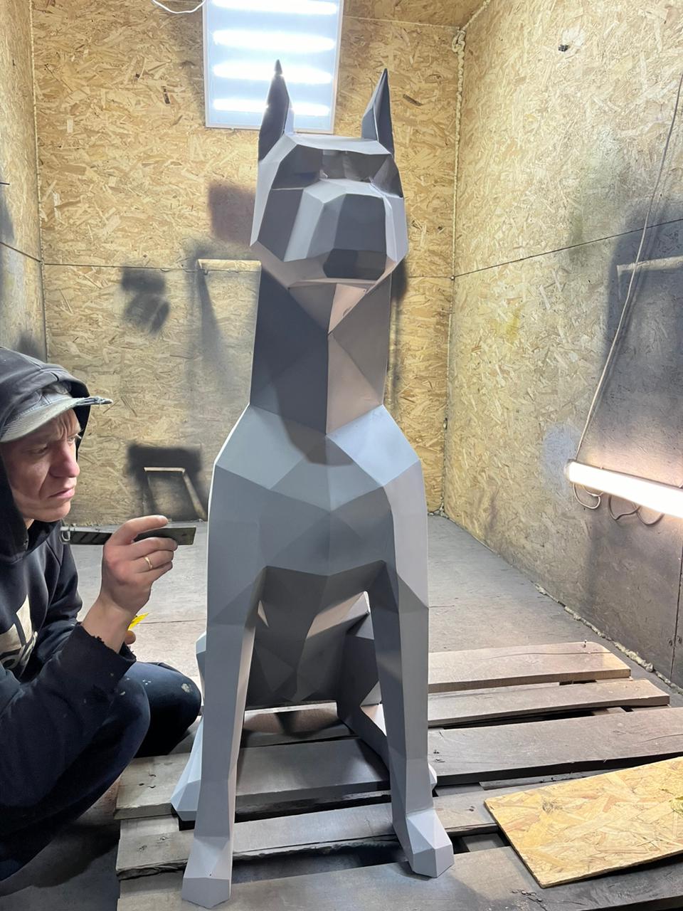 Полигональная фигура из металла Доберман