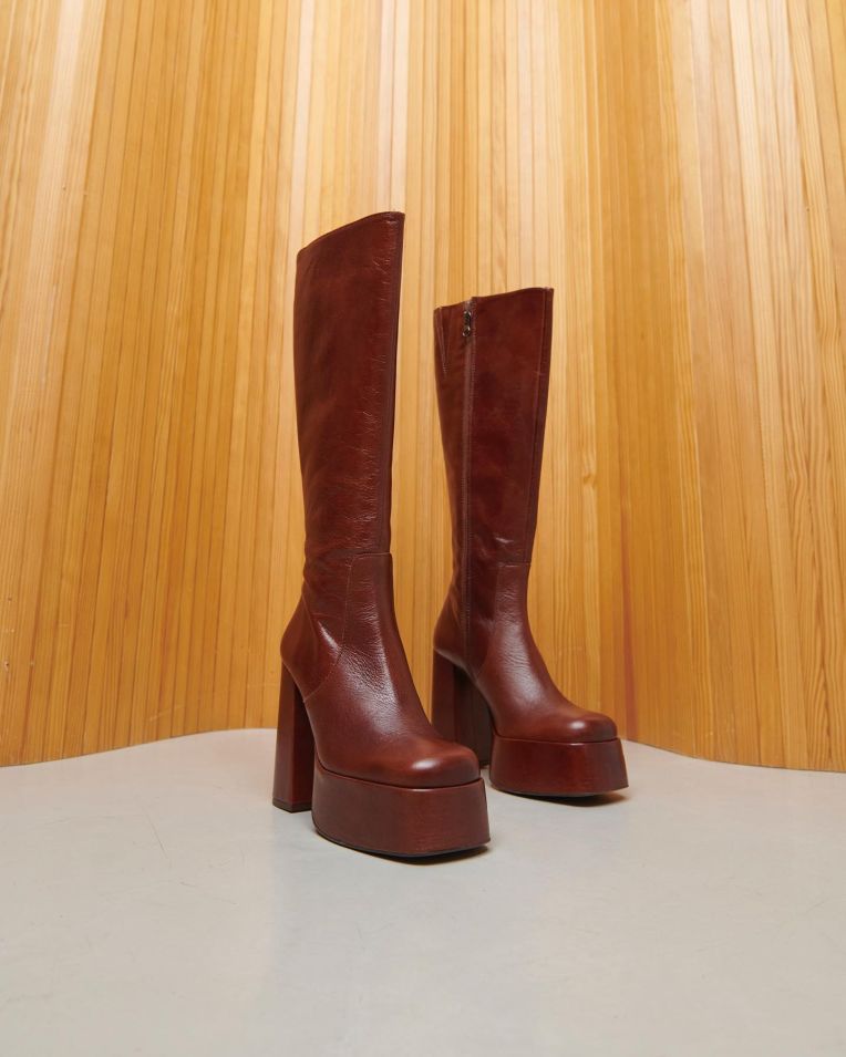 JONAK PARIS | Brands in Eastern Europe and CIS | AGENCY 21