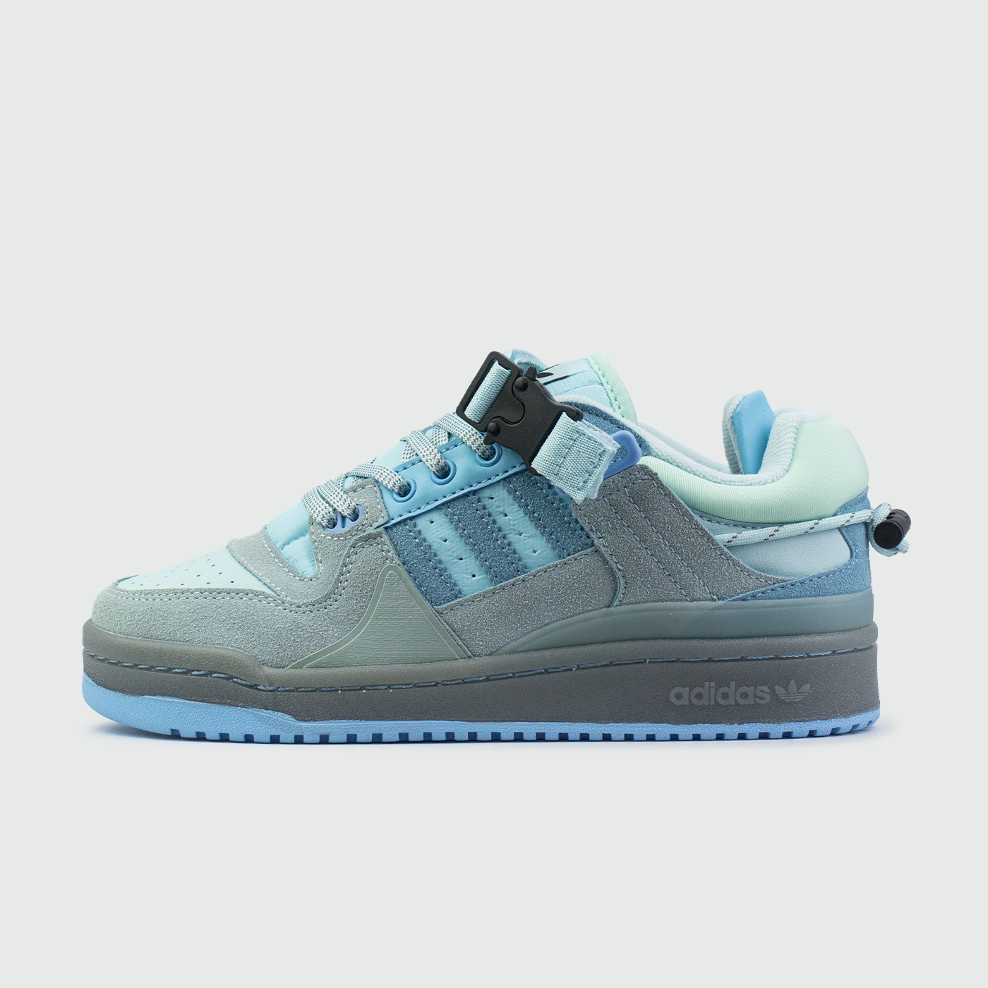 Forum Low x Bad Bunny Blue/Grey чаще выбирают клиенты