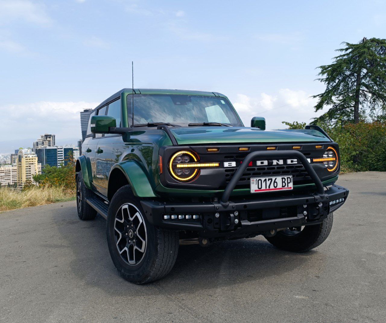 Аренда Ford Bronco Outer Banks в Грузии