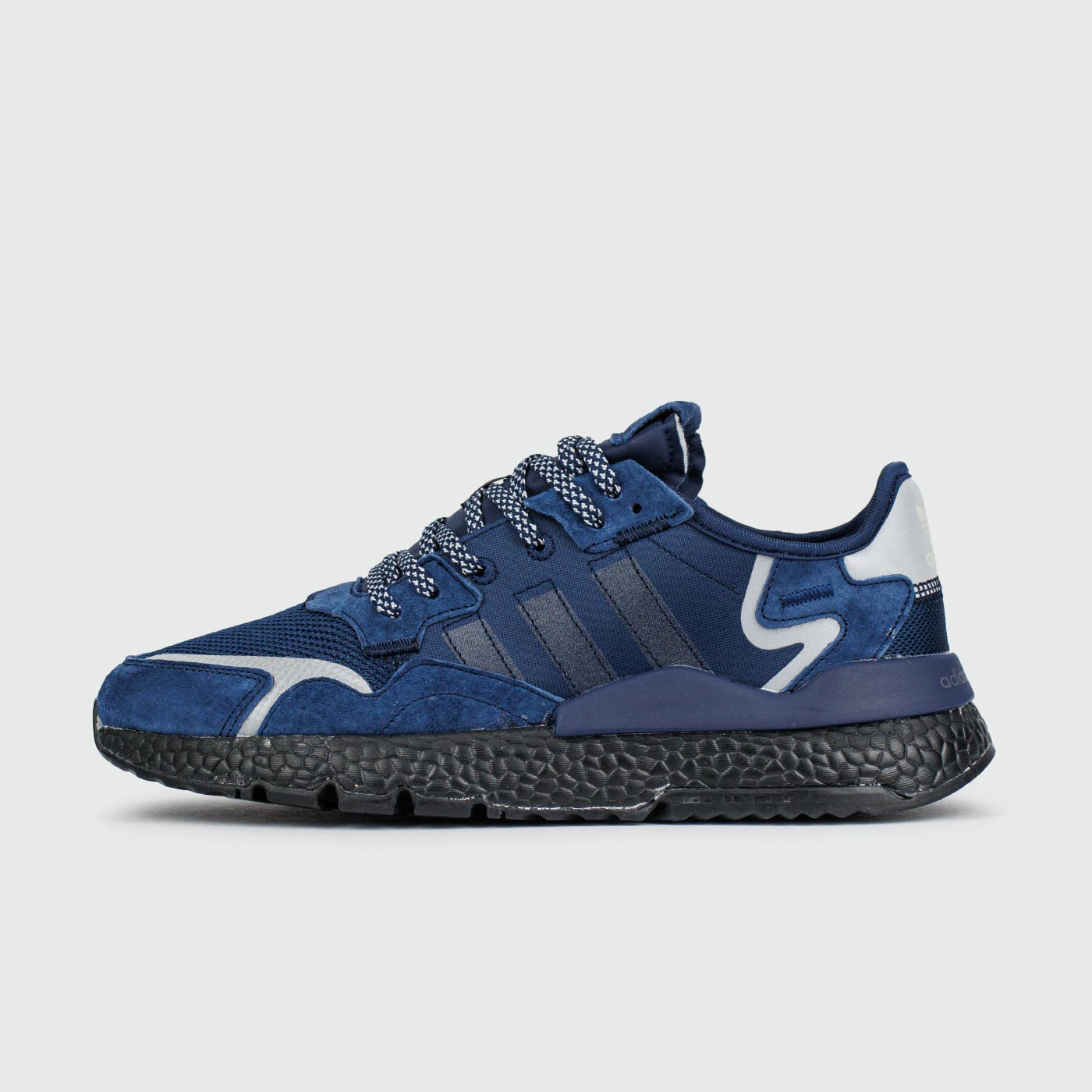 Nite Jogger Navy чаще выбирают клиенты