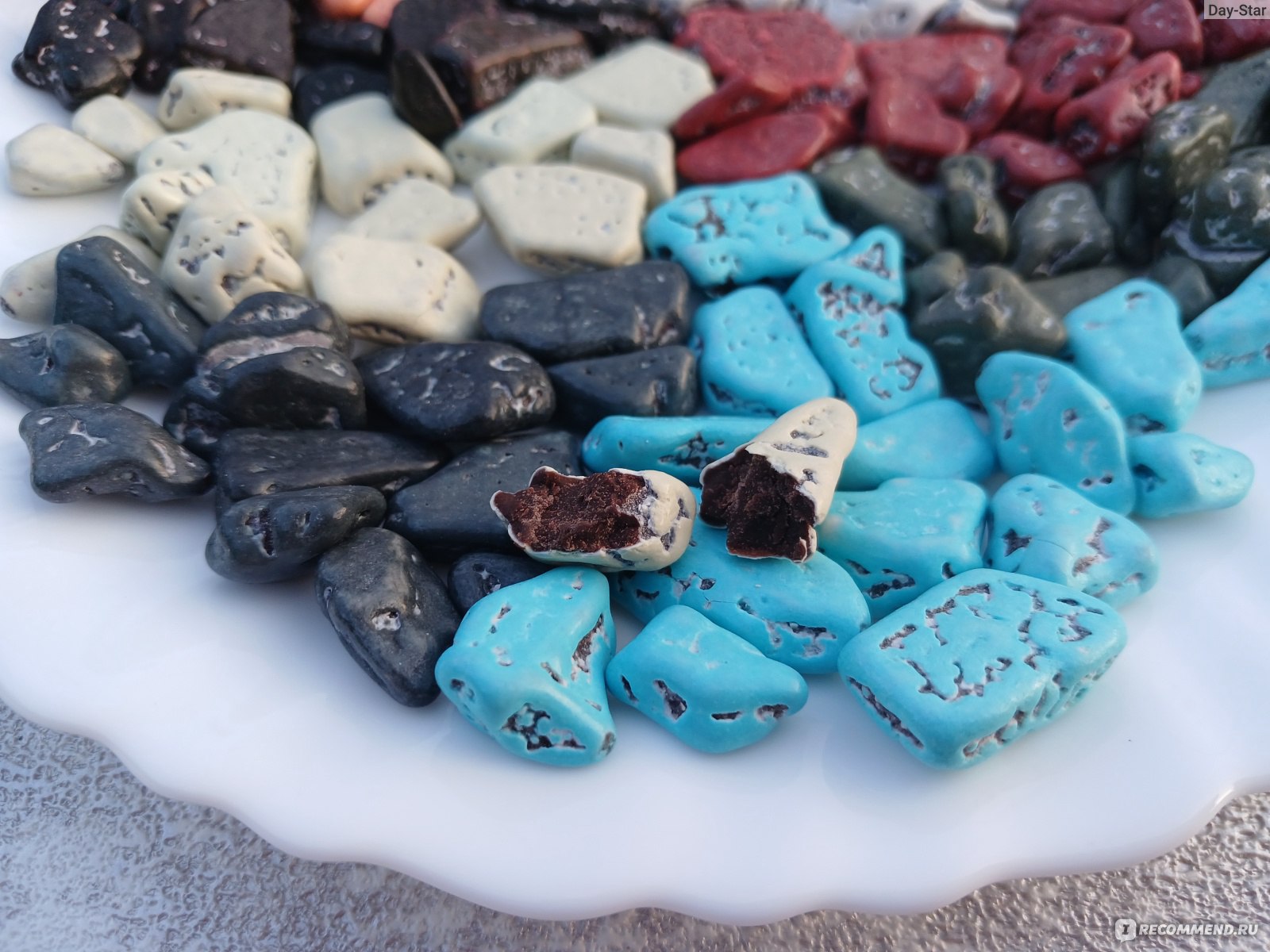 Конфкеты ДРАЖЕ шоколадные камушки, вес