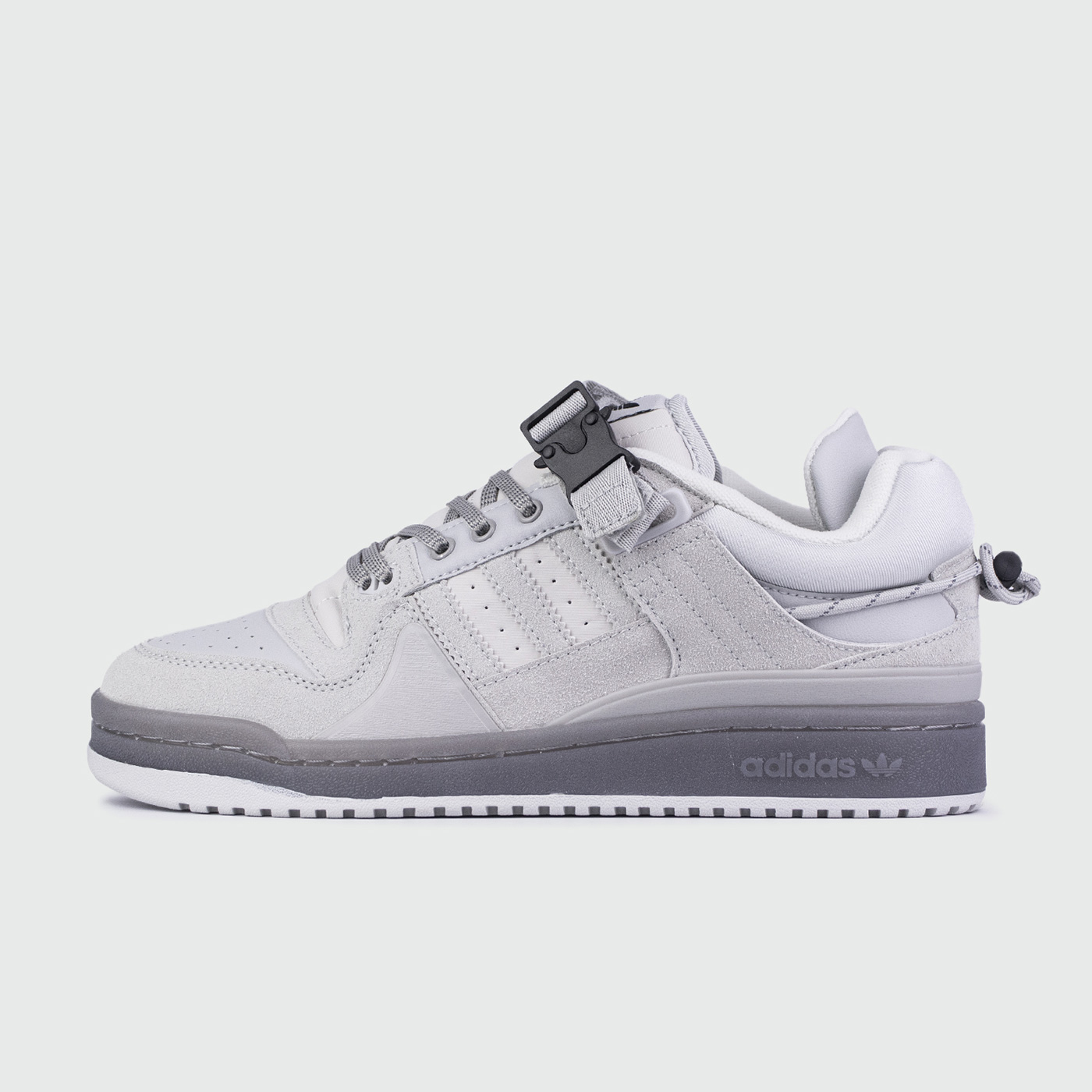 Forum Low x Bad Bunny Light Grey чаще выбирают клиенты