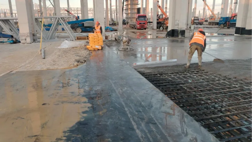 Завод Haval — 15 000 м² полимерцементного покрытия за 3 недели Завод Haval — 15 000 м² полимерцементного покрытия за 3 недели