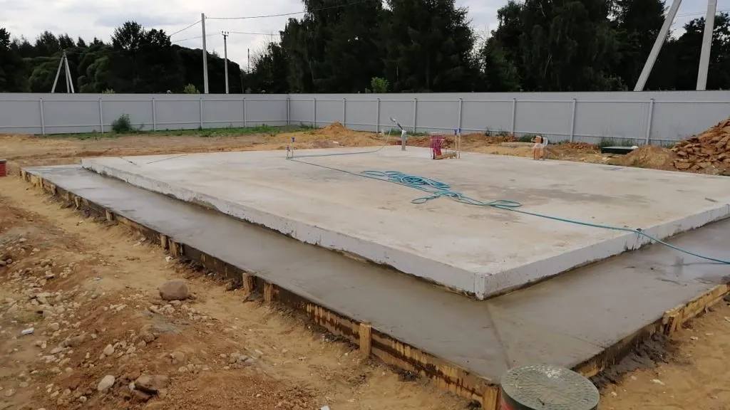 УТЕПЛЕННАЯ ШВЕДСКАЯ ПЛИТА (УШП)