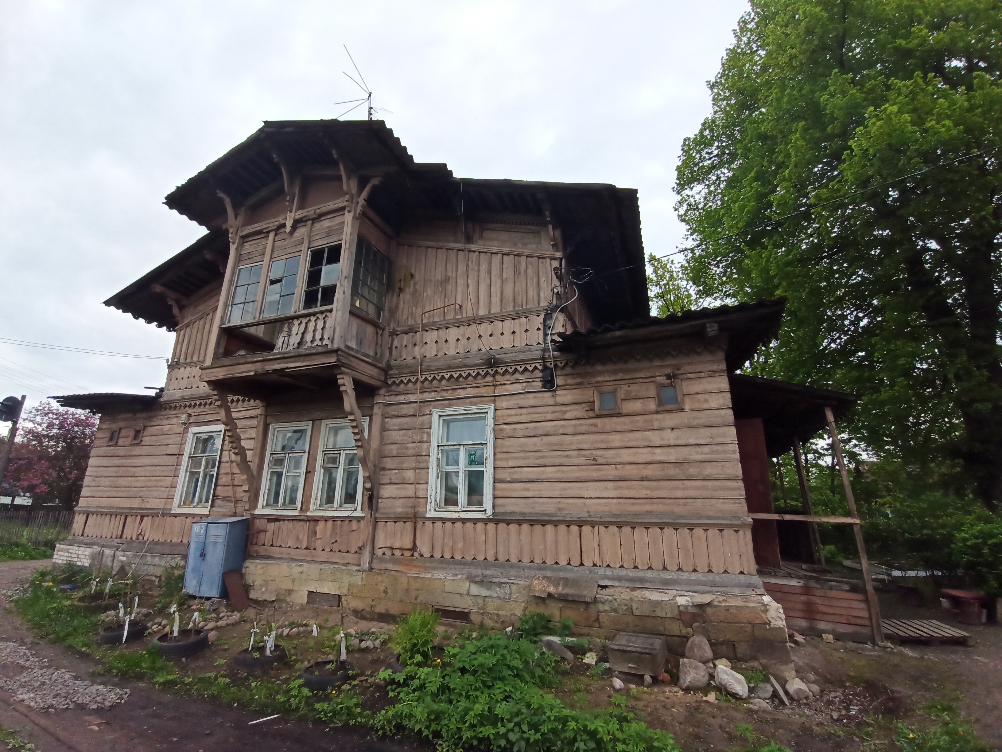 Гатчина, Комсомольцев Подпольщиков 1 Гатчина, Комсомольцев Подпольщиков 1