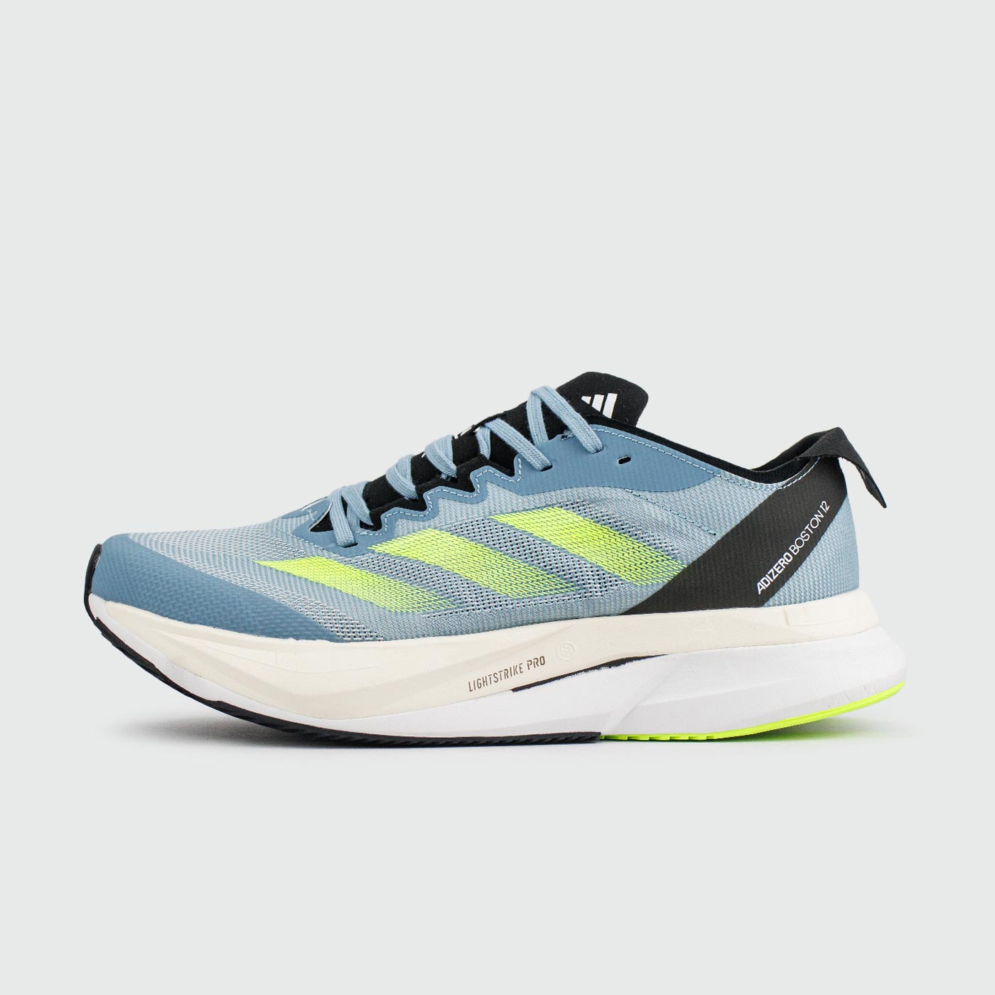 Adizero Boston 12 Light Grey чаще выбирают клиенты