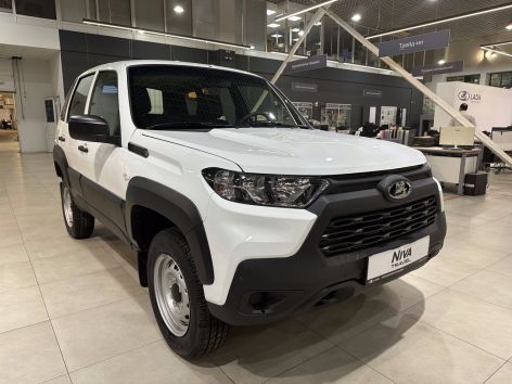 LADA Niva Travel