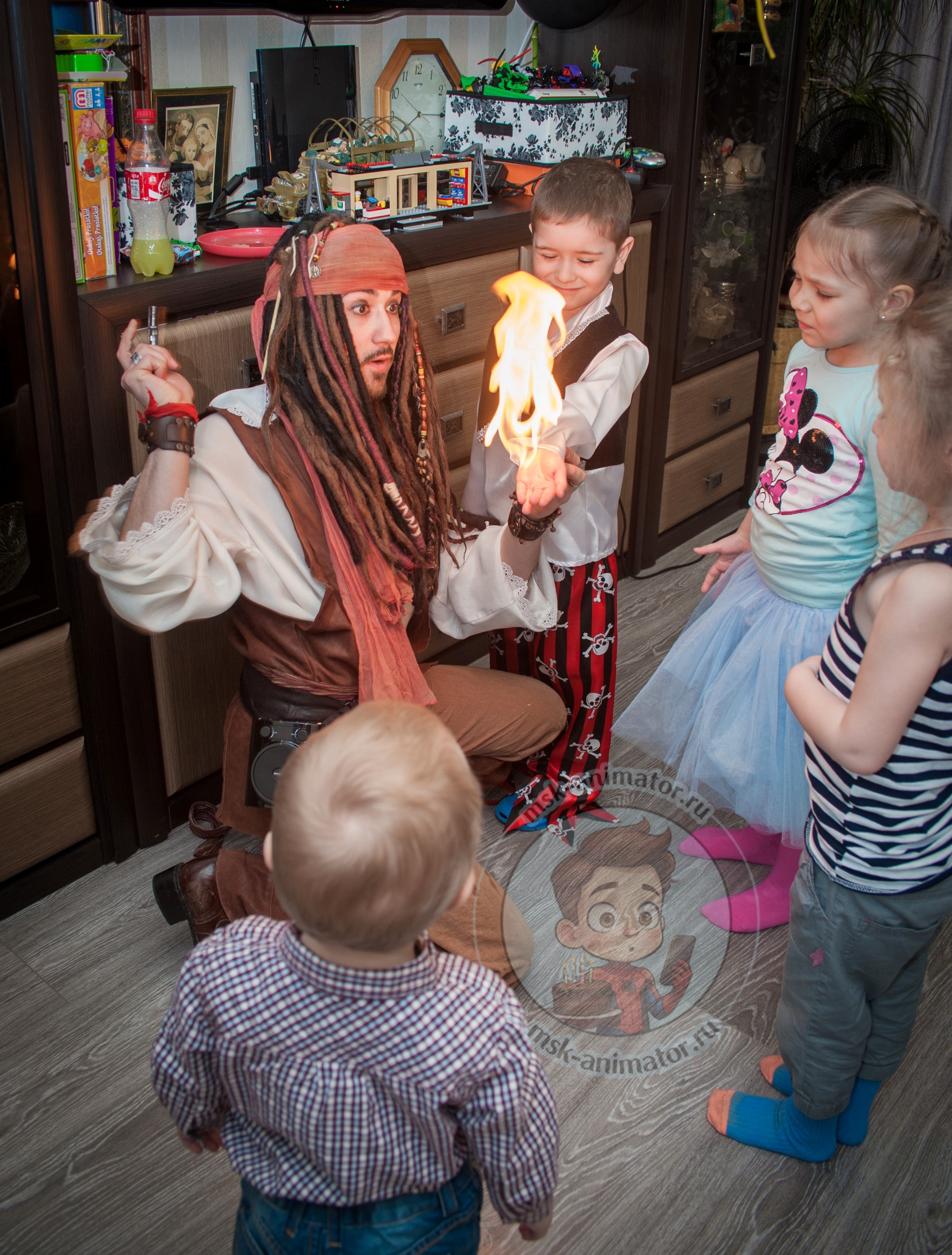 animator-podolsk-dzhek-vorobej-na-den-rozhdeniya-rebenku