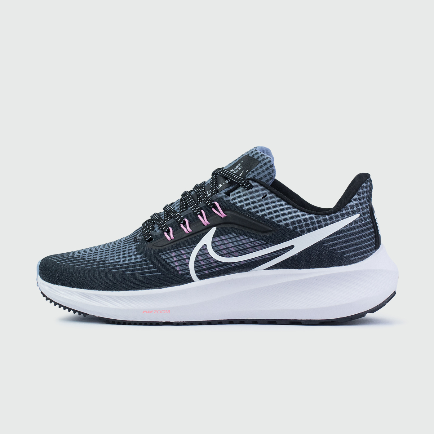 Air Zoom Pegasus 39 Black/White чаще выбирают клиенты