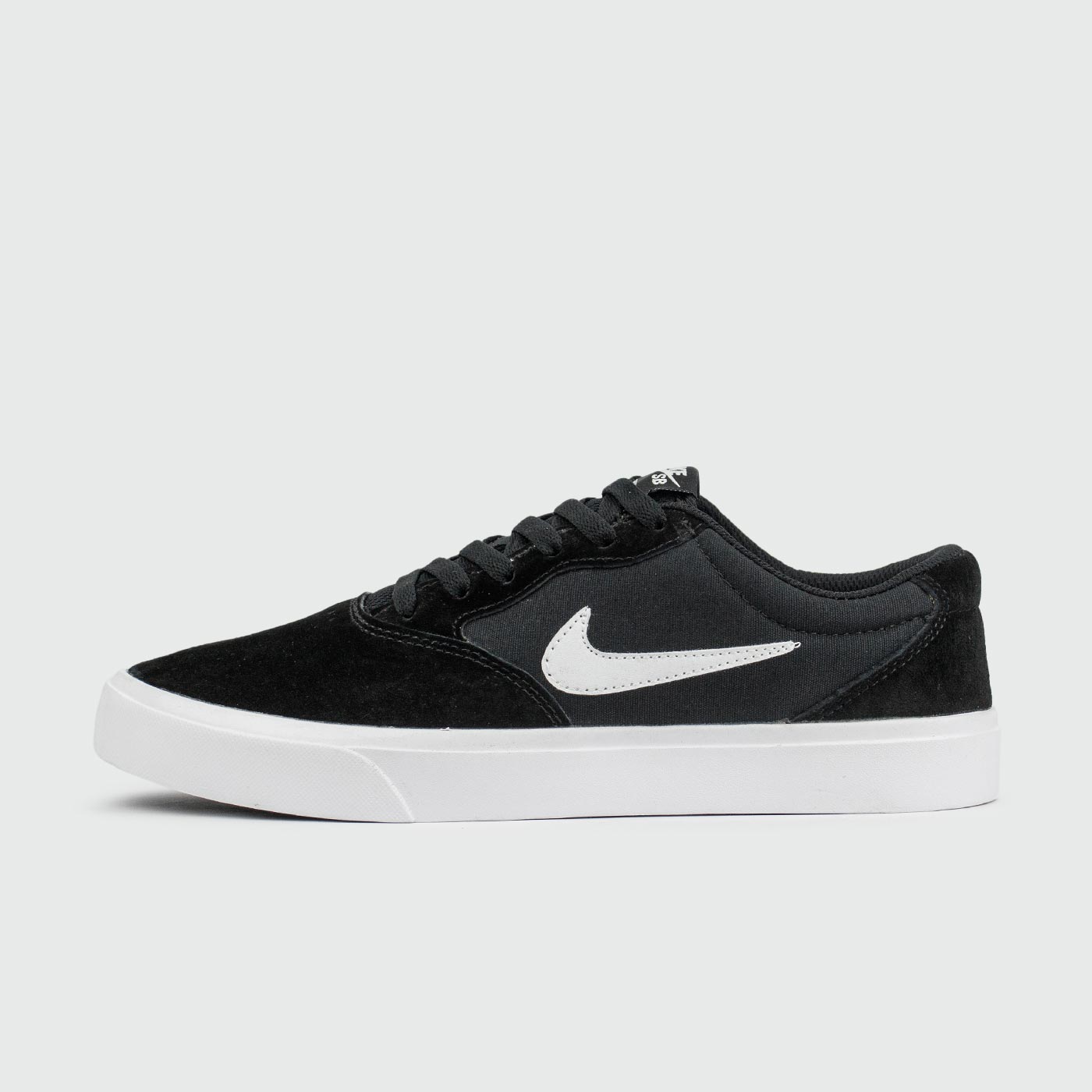 SB Chron Suede Black White Wmns чаще выбирают клиенты