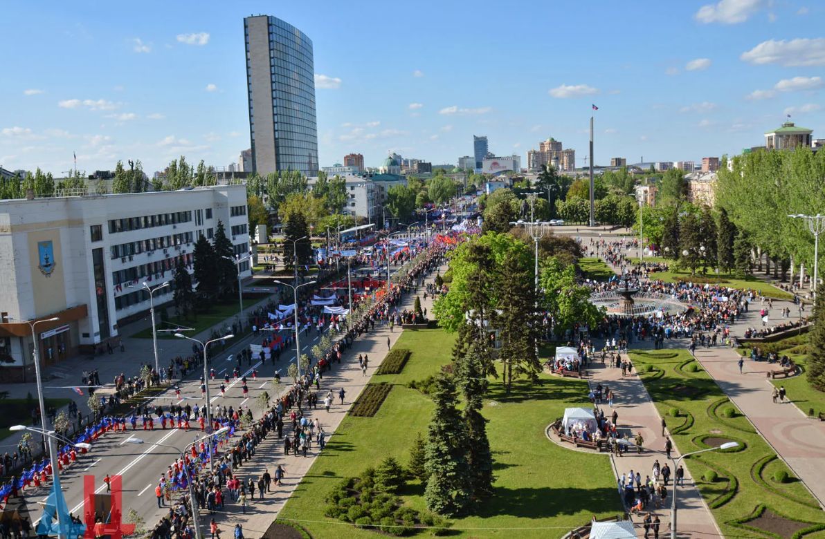 Аренда звукового оборудования и сцены в Донецке — «Формат-Сцена» Аренда звукового оборудования и сцены в Донецке — «Формат-Сцена»