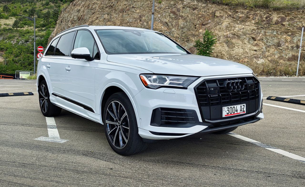Аренда Audi Q7 PREMIUM PLUS в Грузии