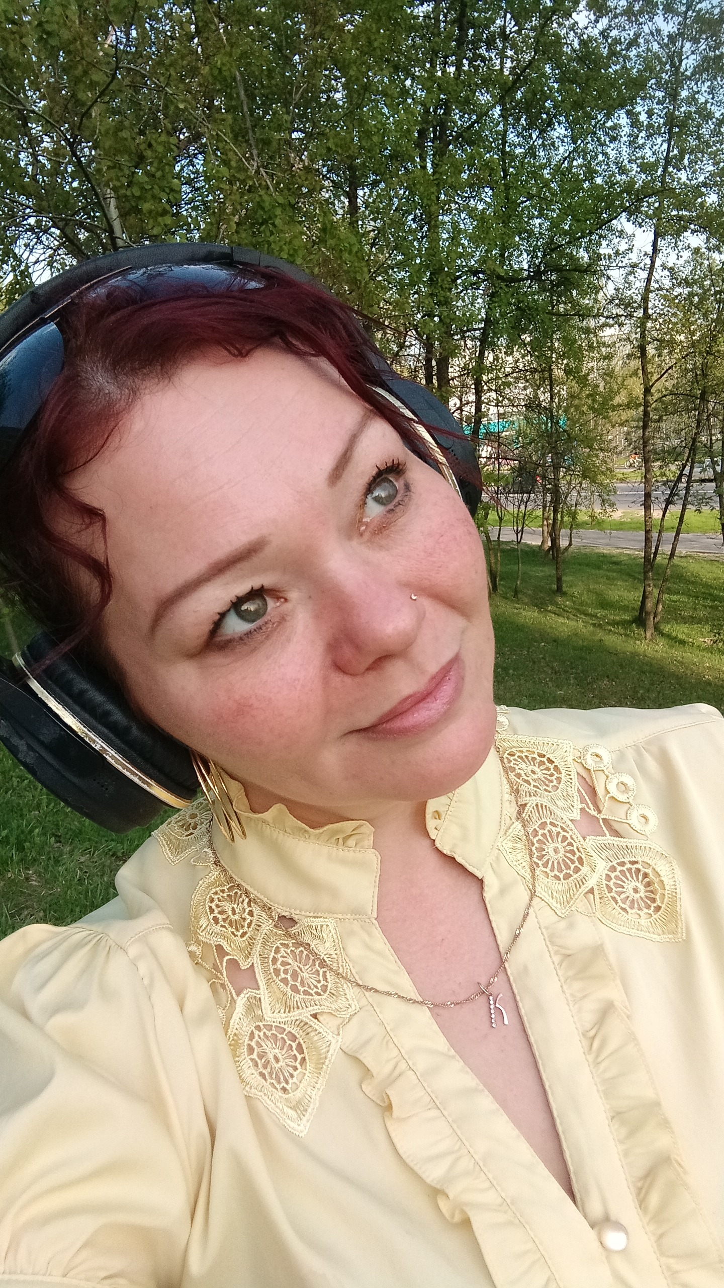 Промоутеры рекламного агентства у метро Оперный театр 1