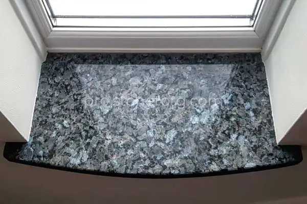 гранитные подоконники из камня из гранита фото