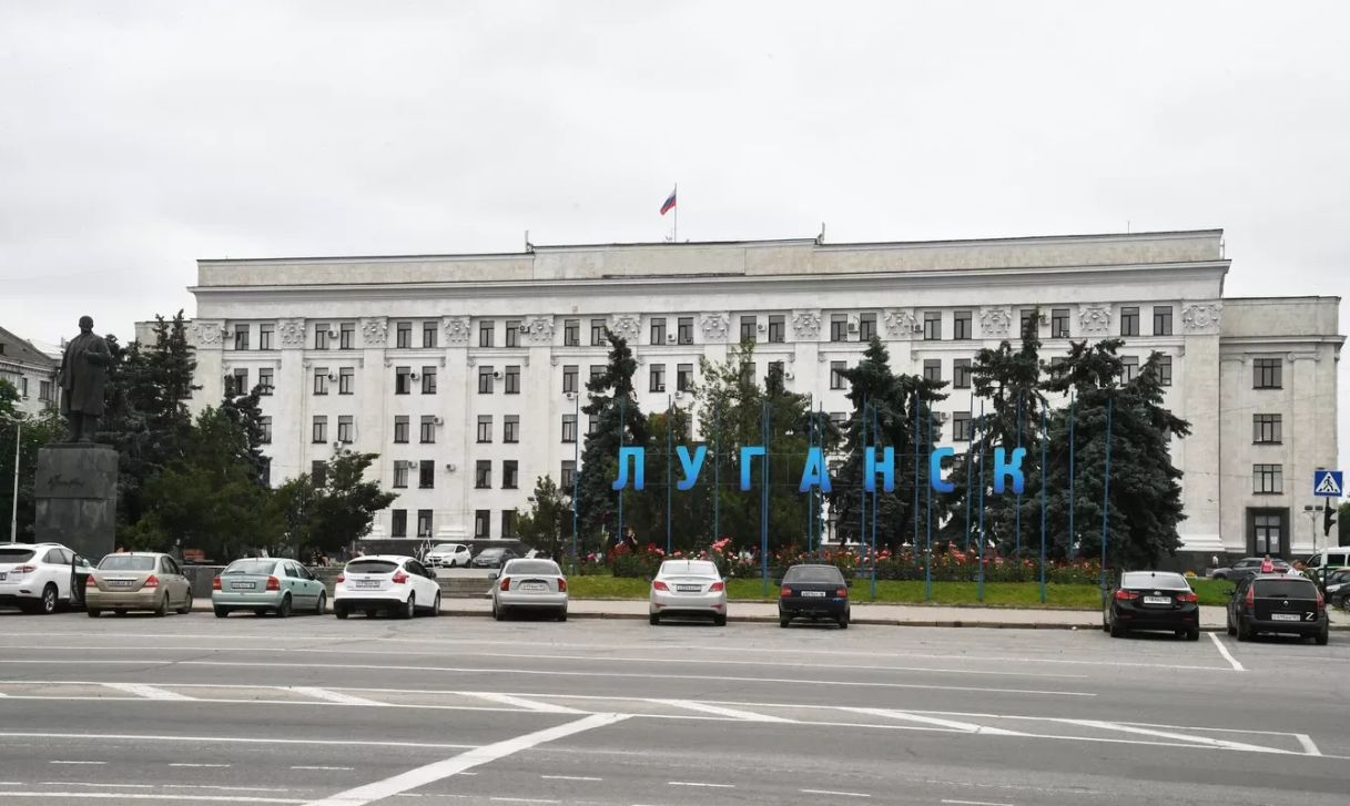 Аренда звукового оборудования и сцены в Луганске — «Формат-Сцена» Аренда звукового оборудования и сцены в Луганске — «Формат-Сцена»