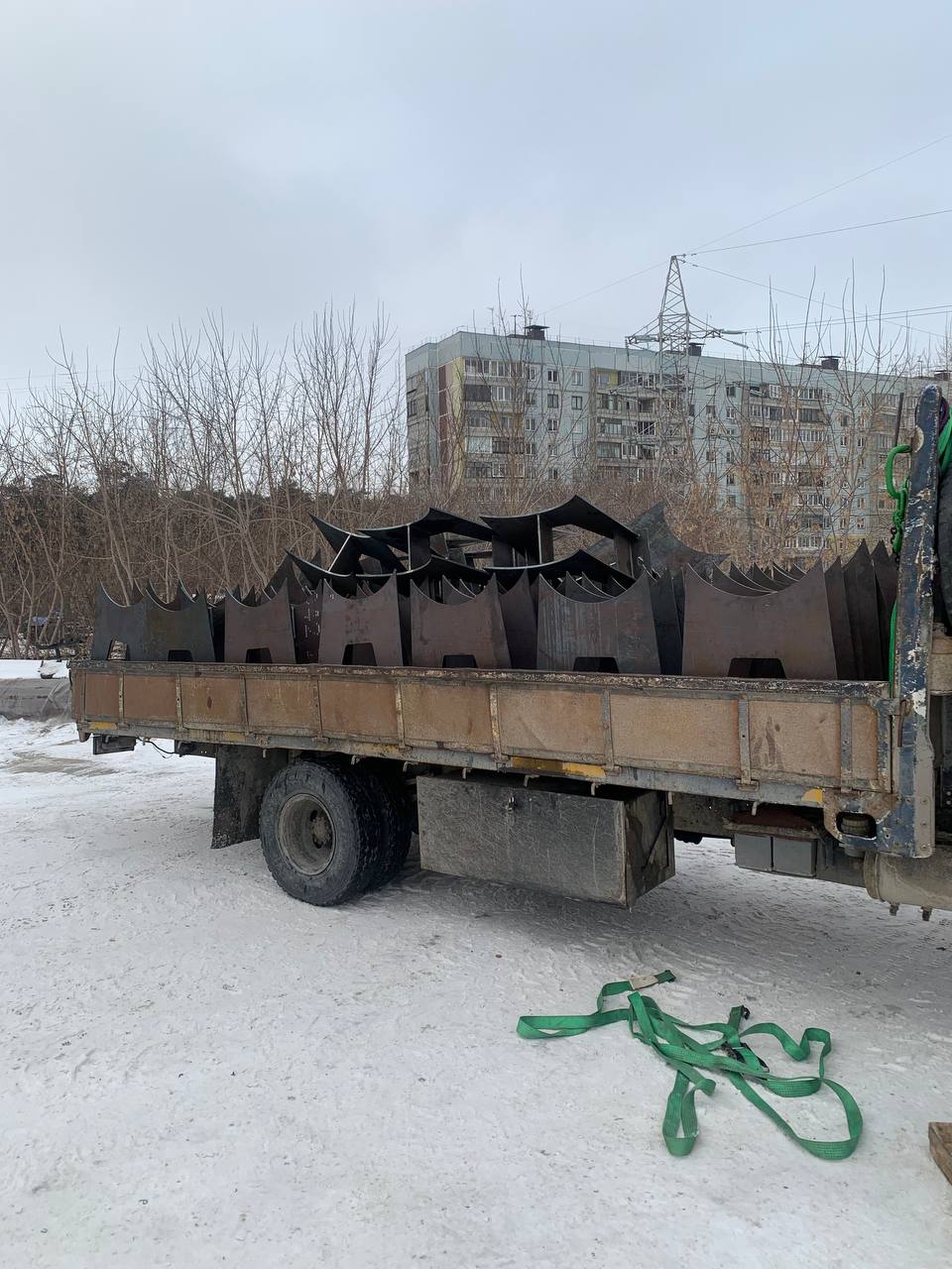 Перевозка металлических конструкций на самогрузе Новосибирск