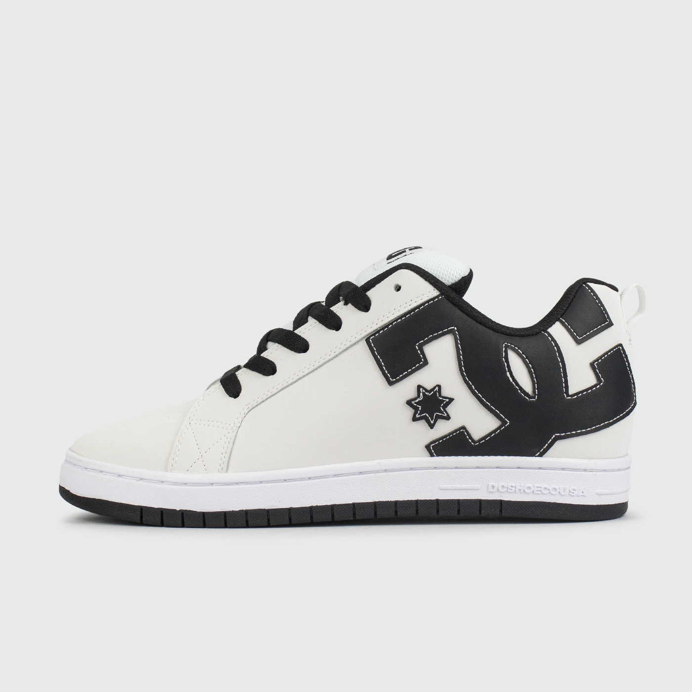 Shoes Court Graffik White/Logo Black чаще выбирают клиенты