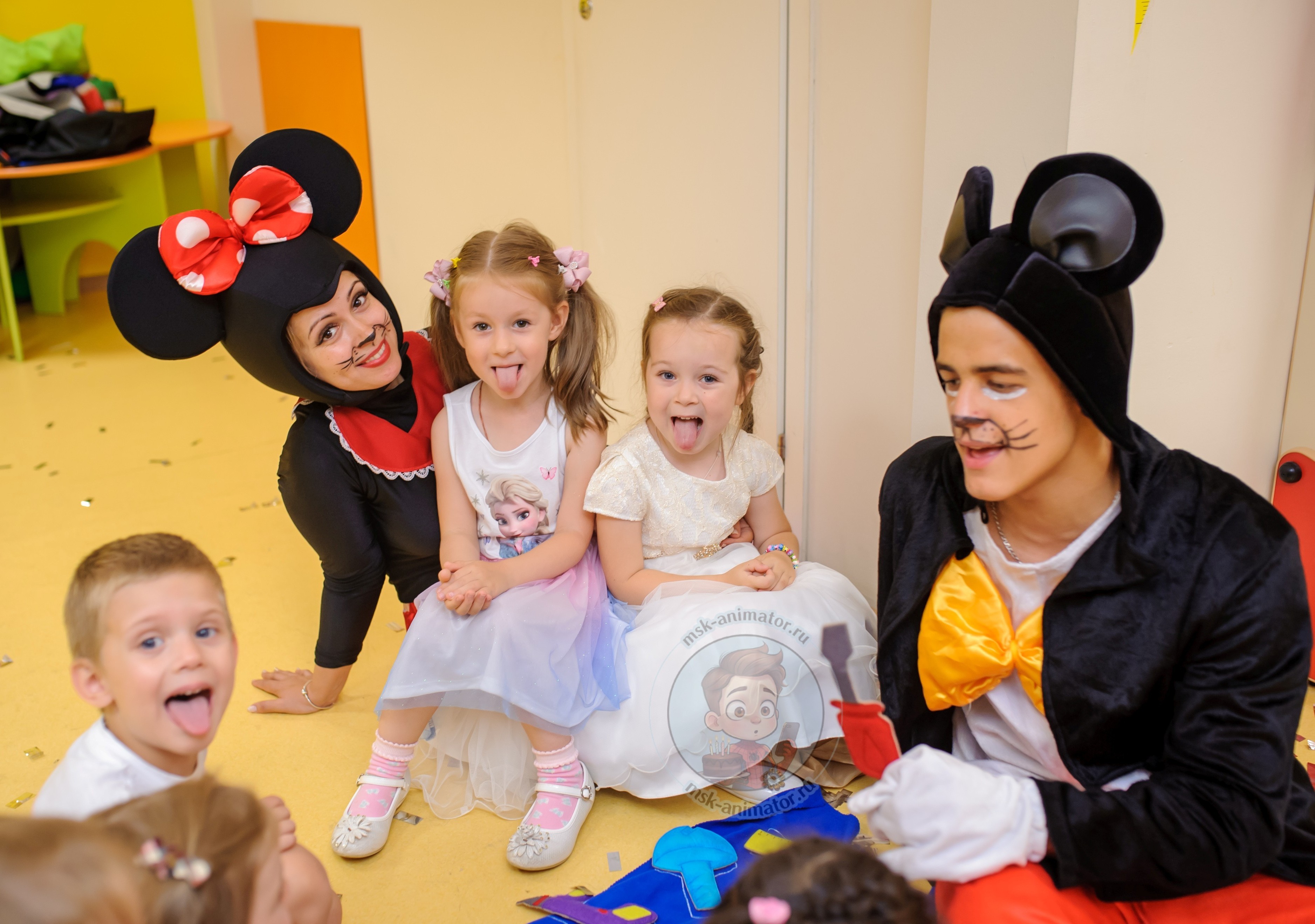 animatory-mikki-i-minni-maus-na-detskij-den-rozhdeniya-balashiha