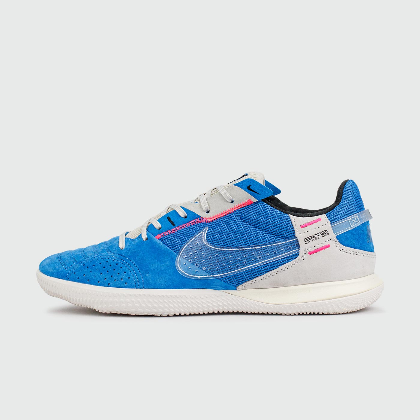 Streetgato Blue/White чаще выбирают клиенты