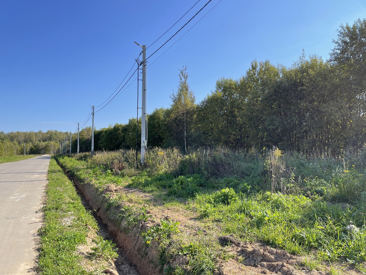 Участок 207 с коммуникациями в КП южных озерах