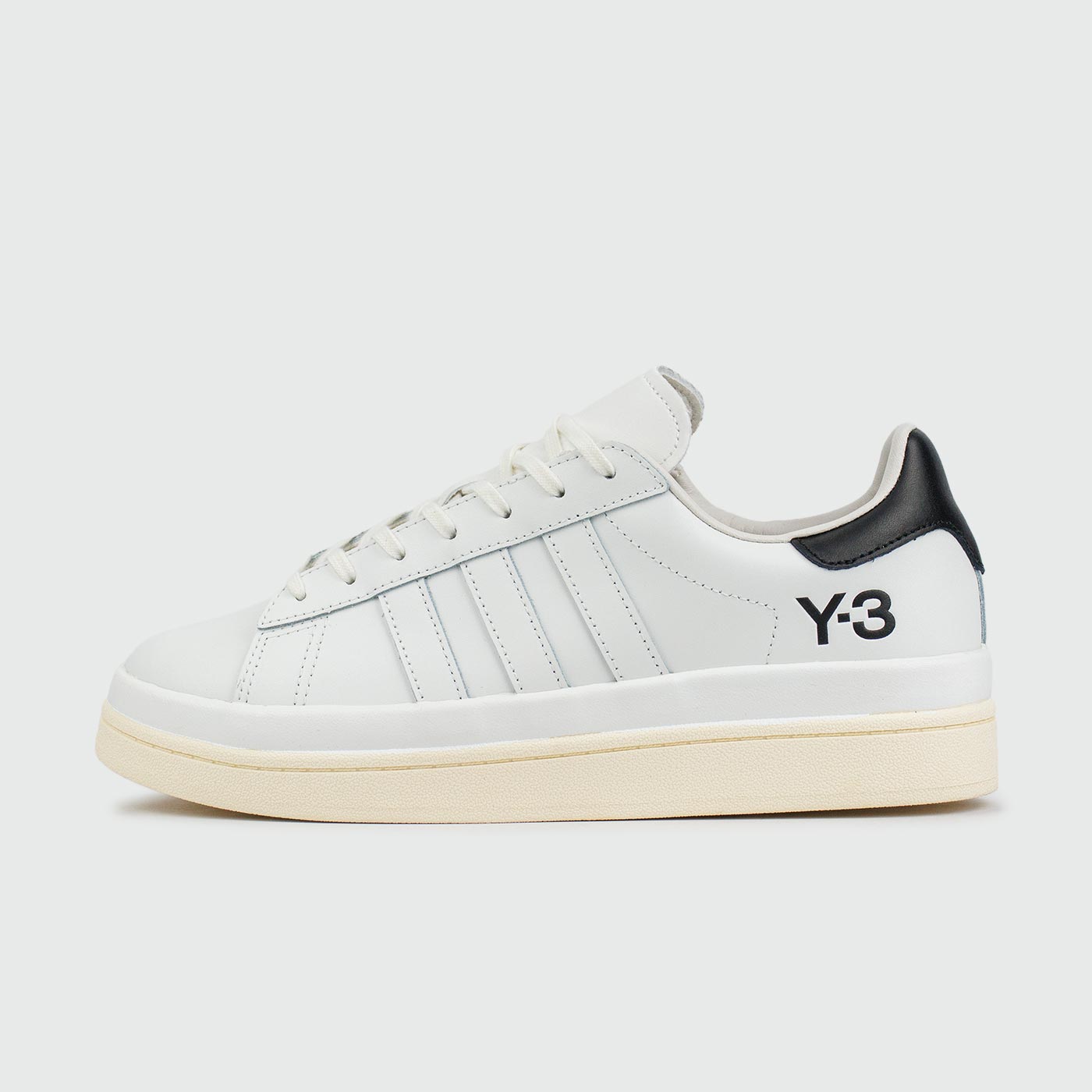 Y-3 Hicho White Black чаще выбирают клиенты
