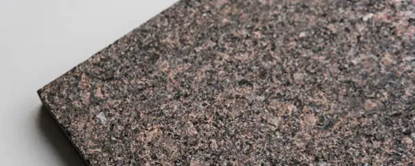 Гранитная плитка термо Елизовский фото термообработанная