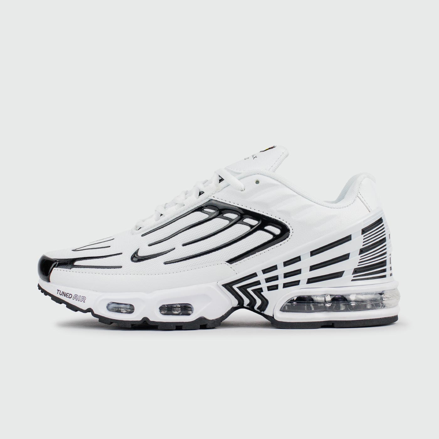 Air Max Plus 3 Tn White/Black Str чаще выбирают клиенты