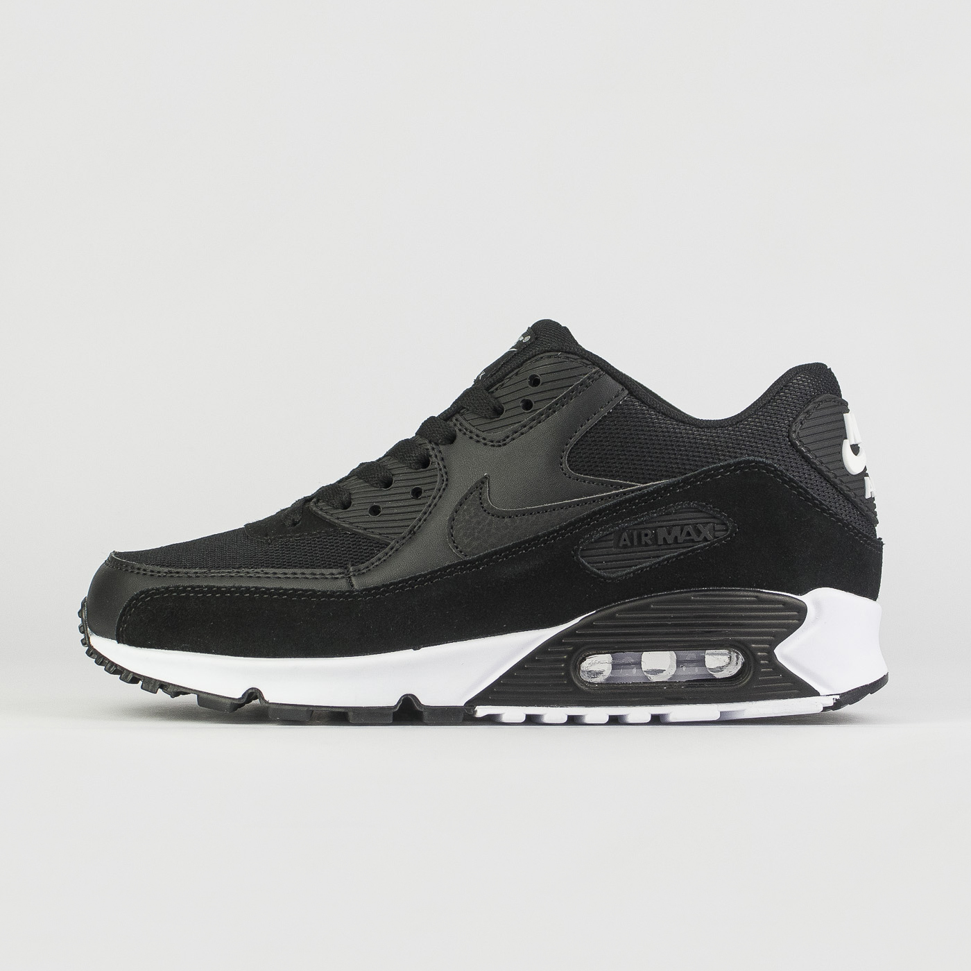 Air Max 90 Black/White new чаще выбирают клиенты