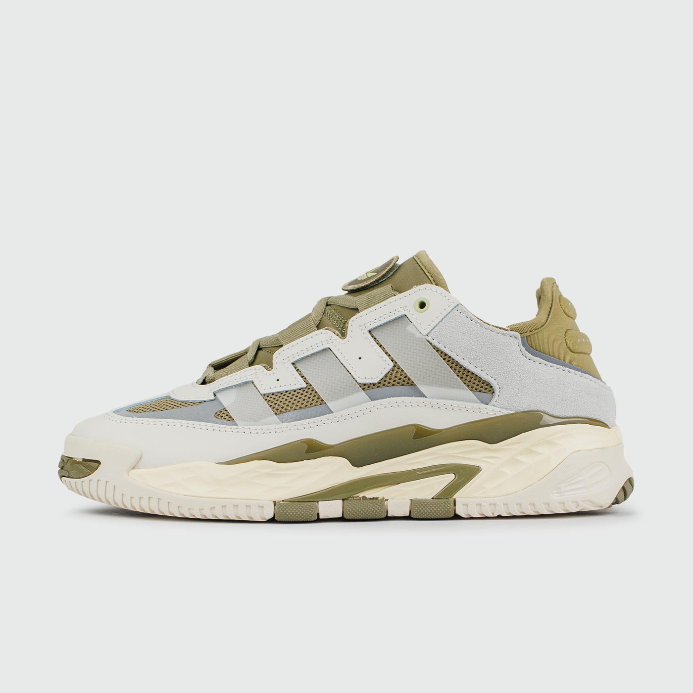 Niteball Grey/Orbit Green чаще выбирают клиенты