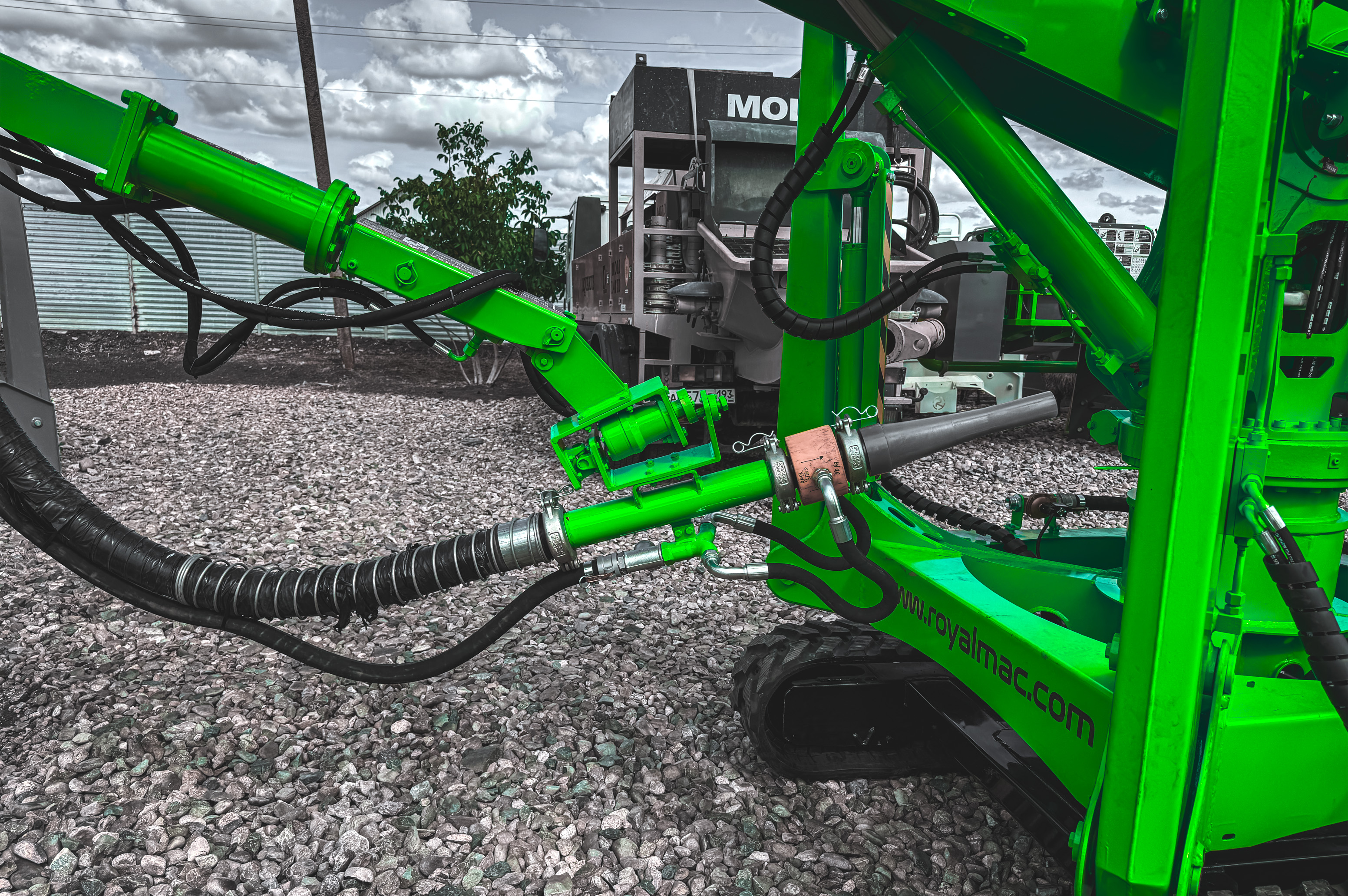 Крупный план узлов сборки и сервисных компонентов