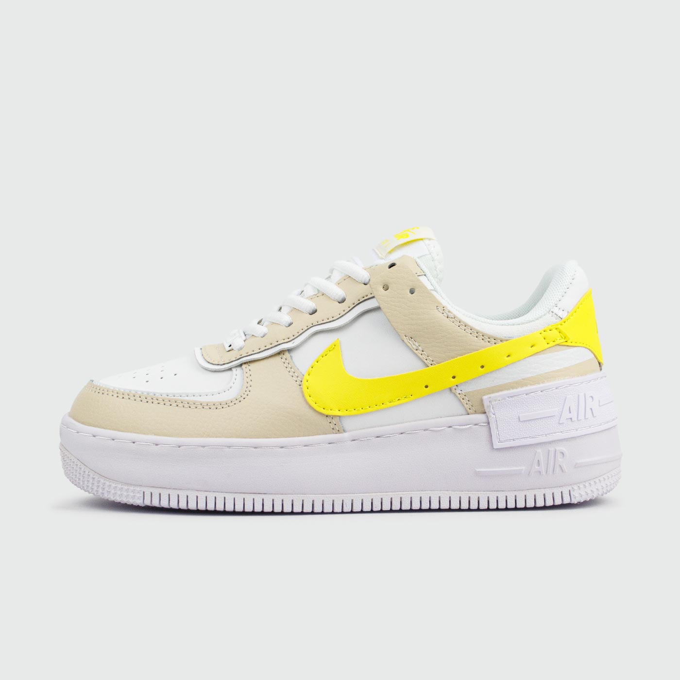 Air Force 1 Shadow White Yellow чаще выбирают клиенты