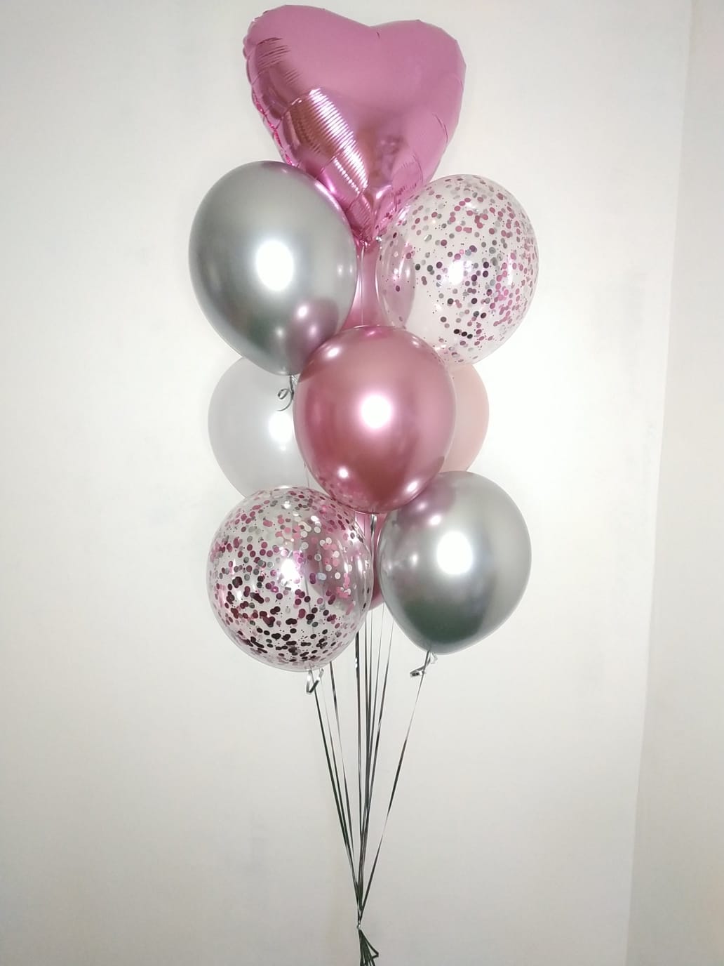 Букет из 10 шаров с розовыми хромированными шарами