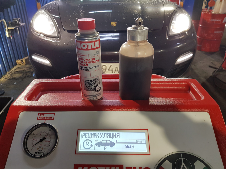 Замена масла в автоматической коробке Porsche