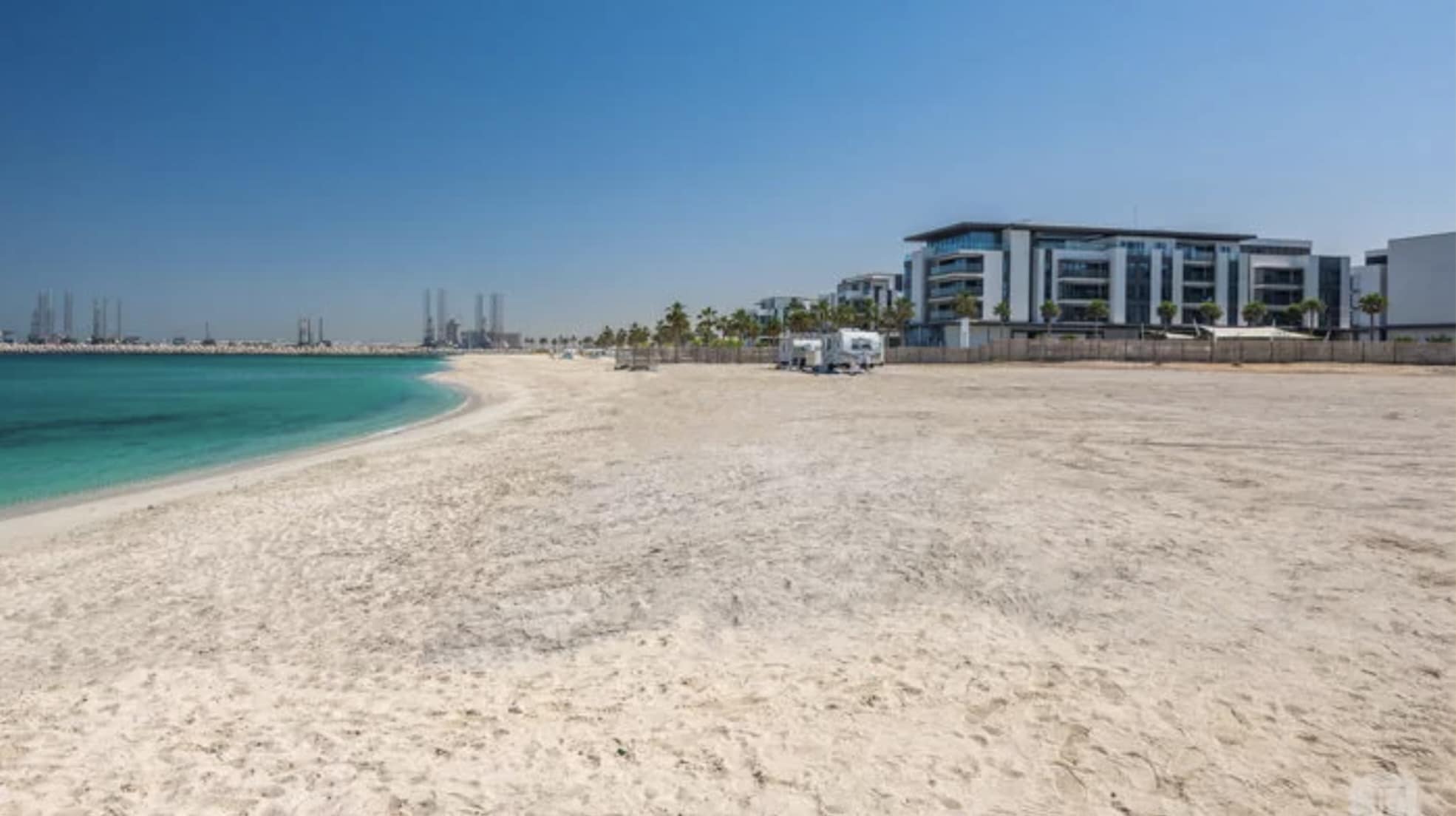 Jumeirah Bay Plots