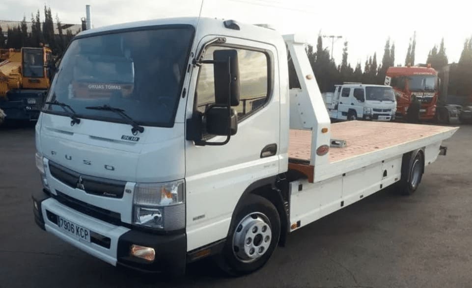 Эвакуатор Mitsubishi FUSO Canter