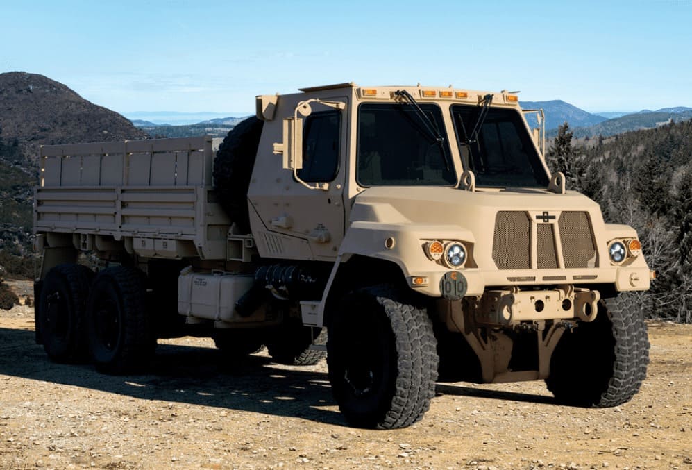 Эвакуатор OSHKOSH FMTV A2, бортовой