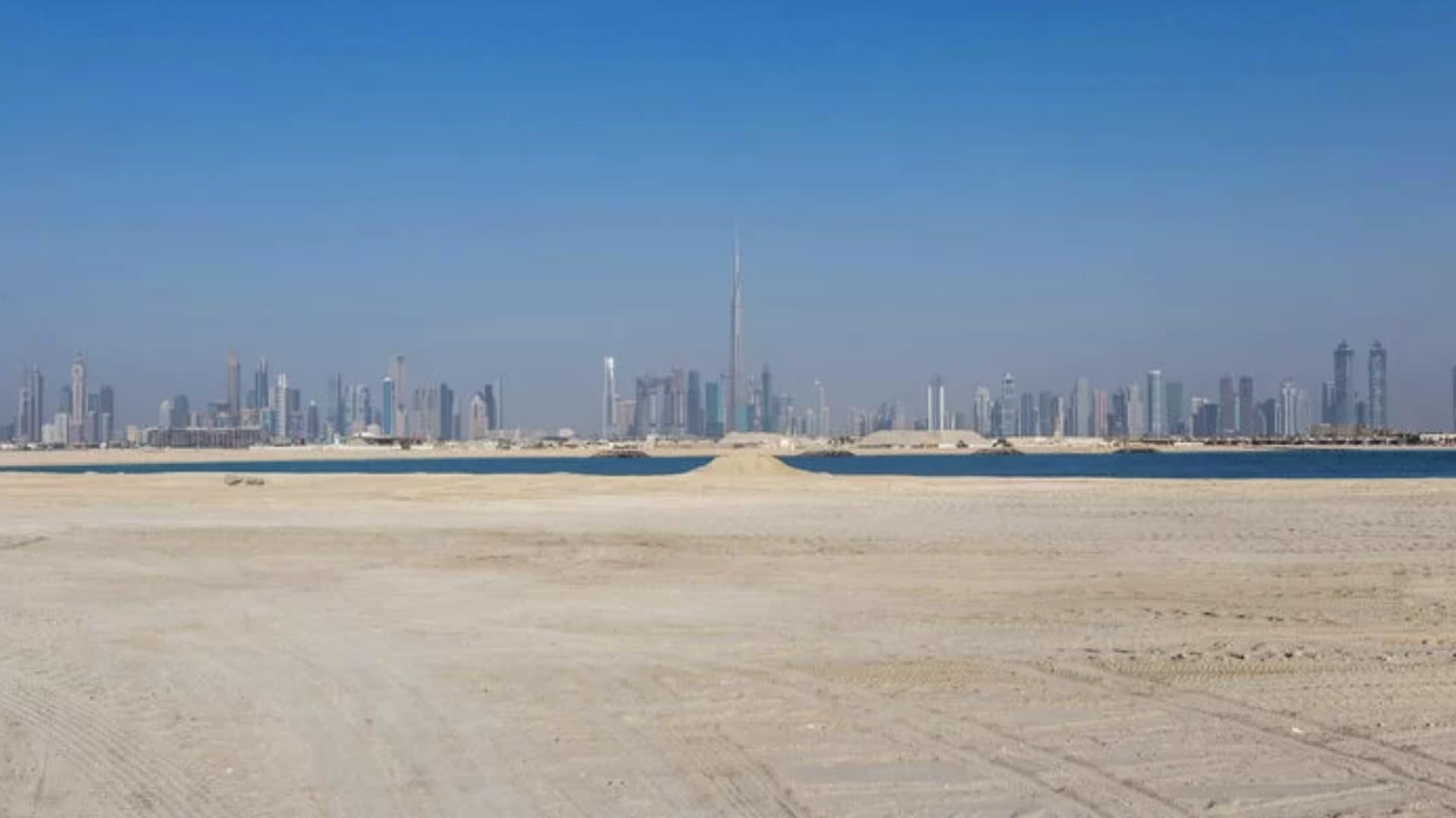 Jumeirah Bay Plots