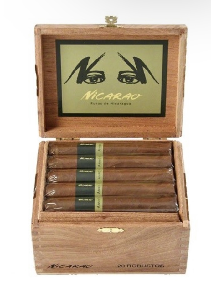 Купить сигару Nicarao Classico Robusto Anno VI в магазинах Sherlton