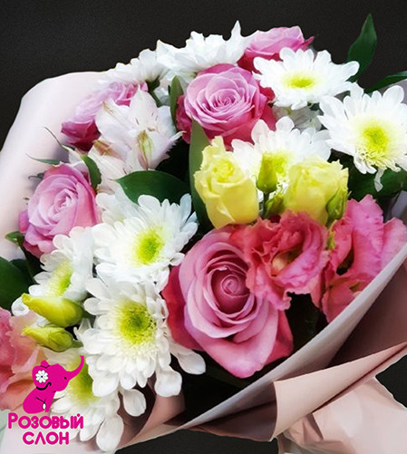 букет цветов - роза хризантема кустовая, альстромерии, эустома, рускус