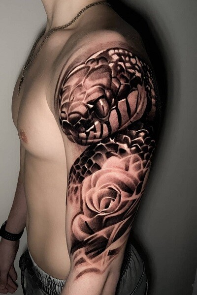 татуировка фотография эскиз мужская на плече лев